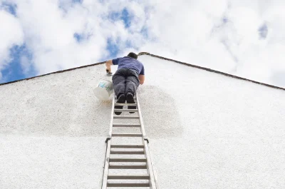 Peinture extérieure à Chambost-Longessaigne — façades et ravalement